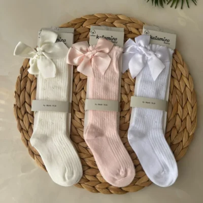 Kız Bebek Kurdela Detaylı Çorap